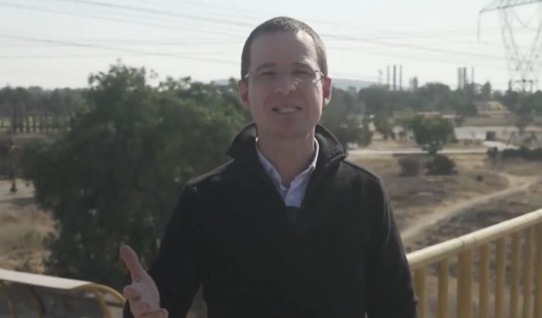 Ricardo Anaya Cortes cuestiona reforma industria eléctrica