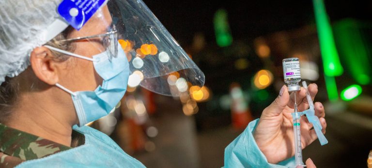 La OMS no considera necesario un refuerzo de la vacuna contra el COVID-19. Foto: UNICEF/OPS/Karina Zambrana