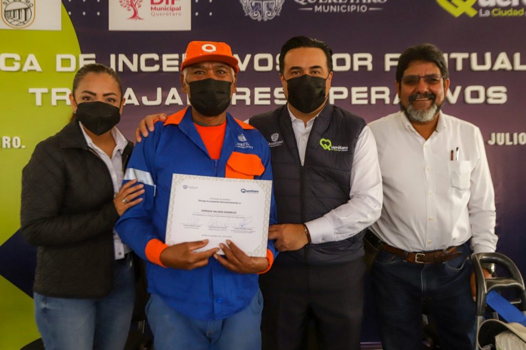 Reconoce Nava a trabajadores operativos