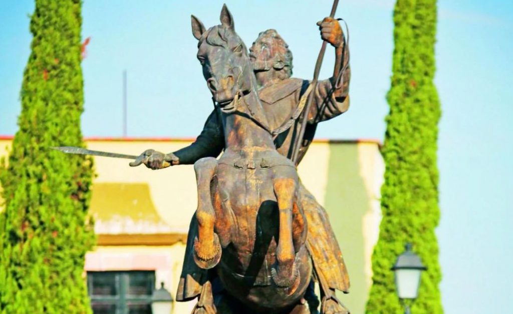 Monumento a Santiago Apóstol en Querétaro