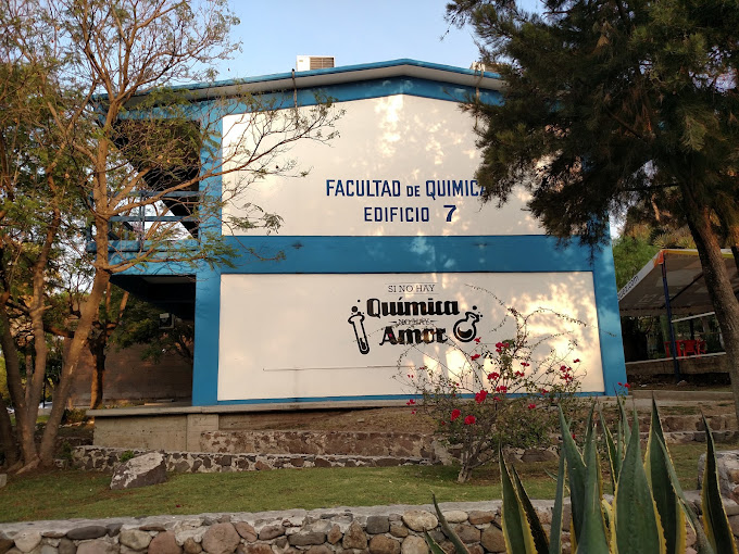 Facultad de Química de la UAQ. Foto: Facebook.