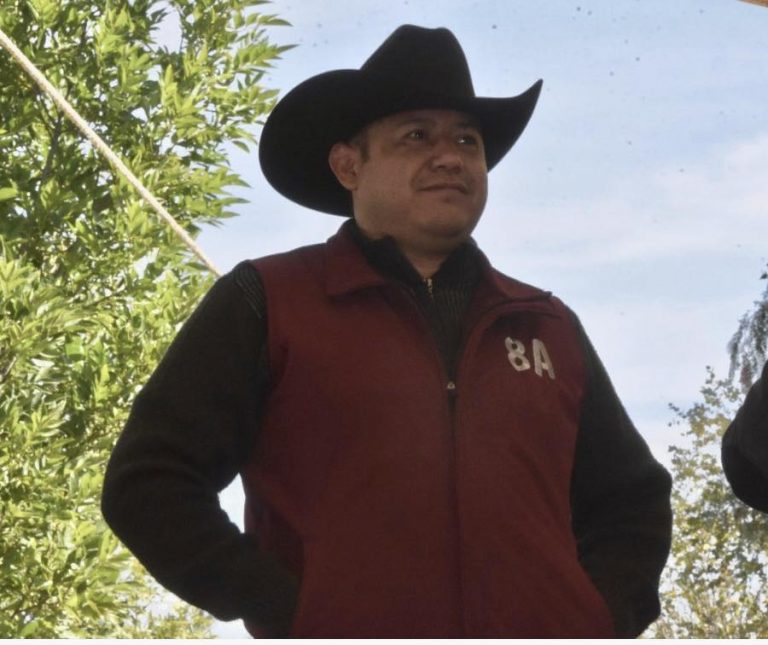 Alejandro Ochoa Valencia. Foto: Facebook.