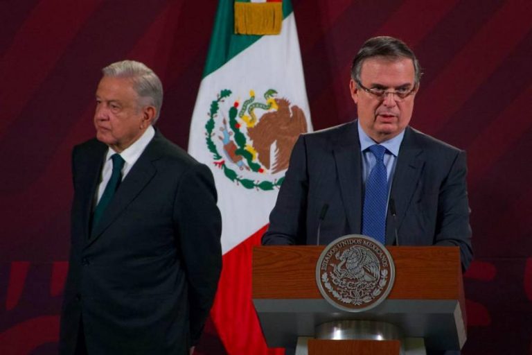 AMLO y Marcelo Ebrard. Foto: Especial.