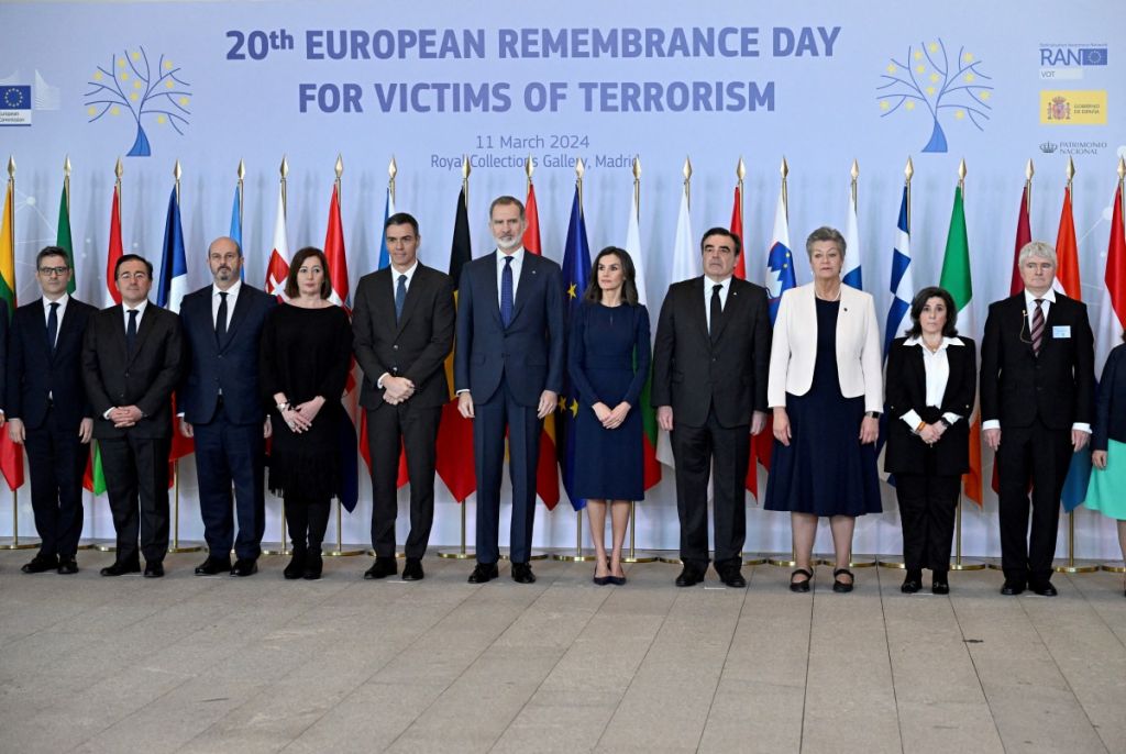 Ceremonia en memoria de las víctimas del terrorismo en Madrid, España. 