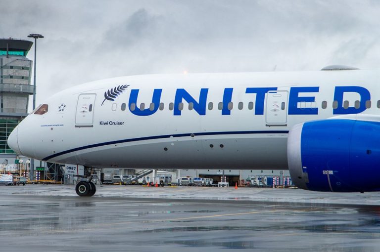 Avión de United