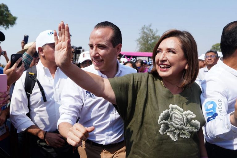 Xóchitl Gálvez en un acto de campaña en Puebla.