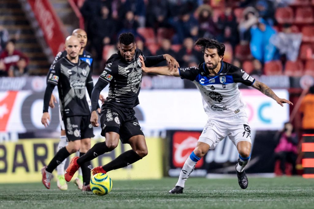 Gallos Blancos Vs. Tijuana
