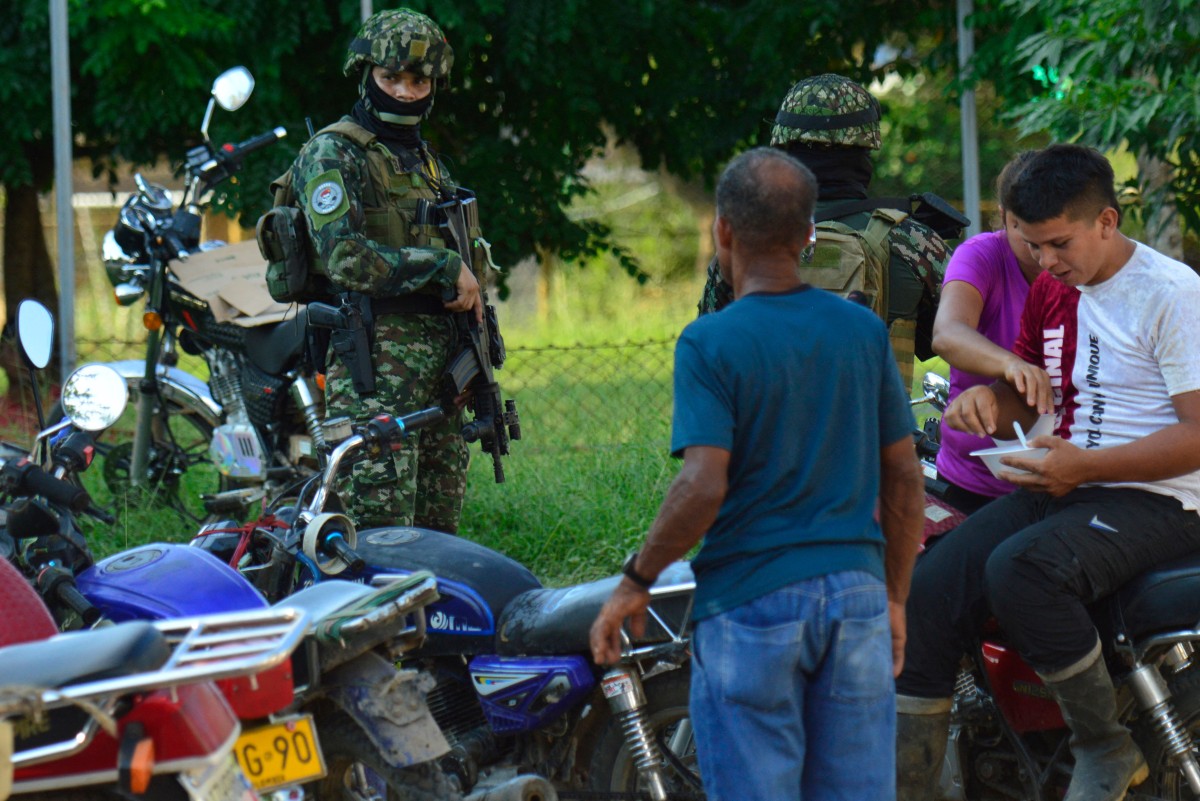 Colombia y Guerrillas en la frontera