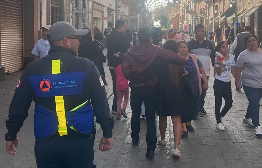 Elemento de Protección Civil