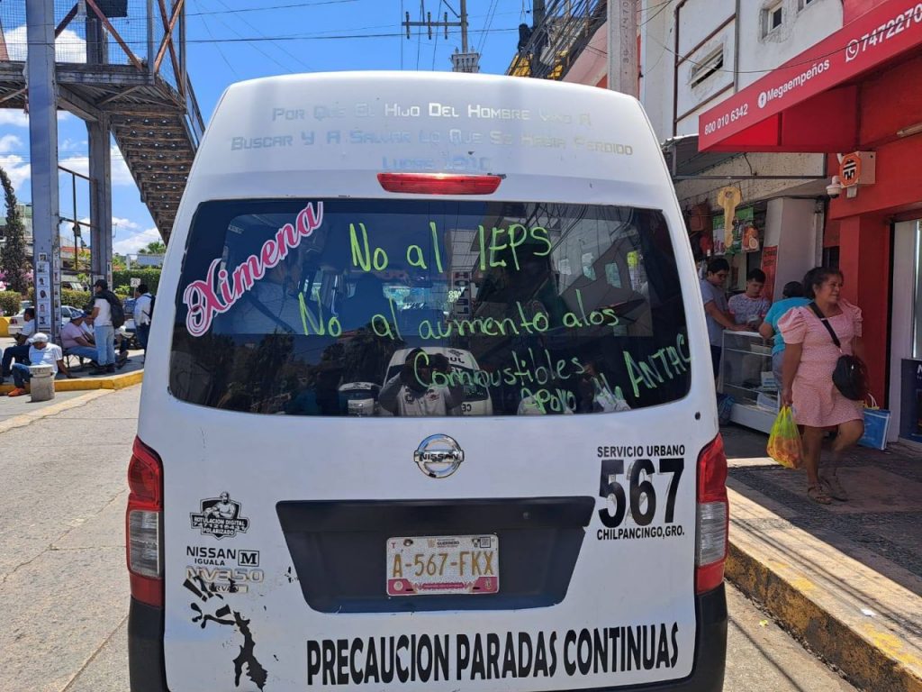 Gobierno federal retoma diálogo con transportistas y agricultores