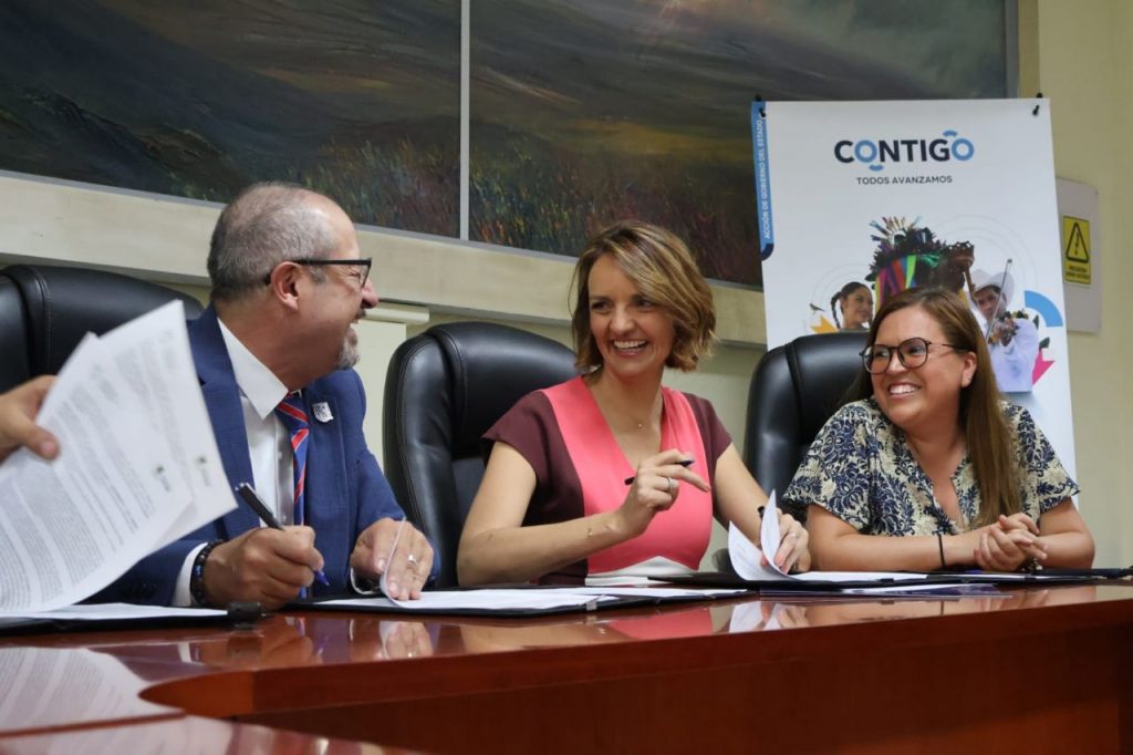 UAQ y Secult firman acuerdo para una agenda cultural conjunta