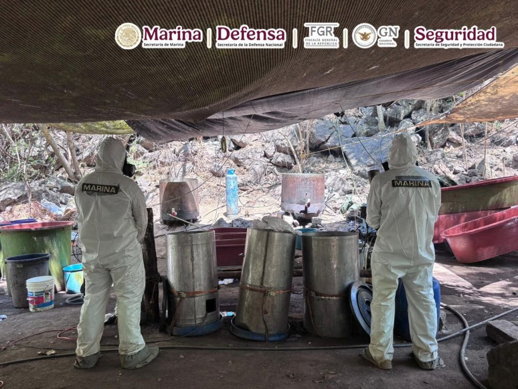 Fuerzas federales desmantelan cinco laboratorios clandestinos en tres estados