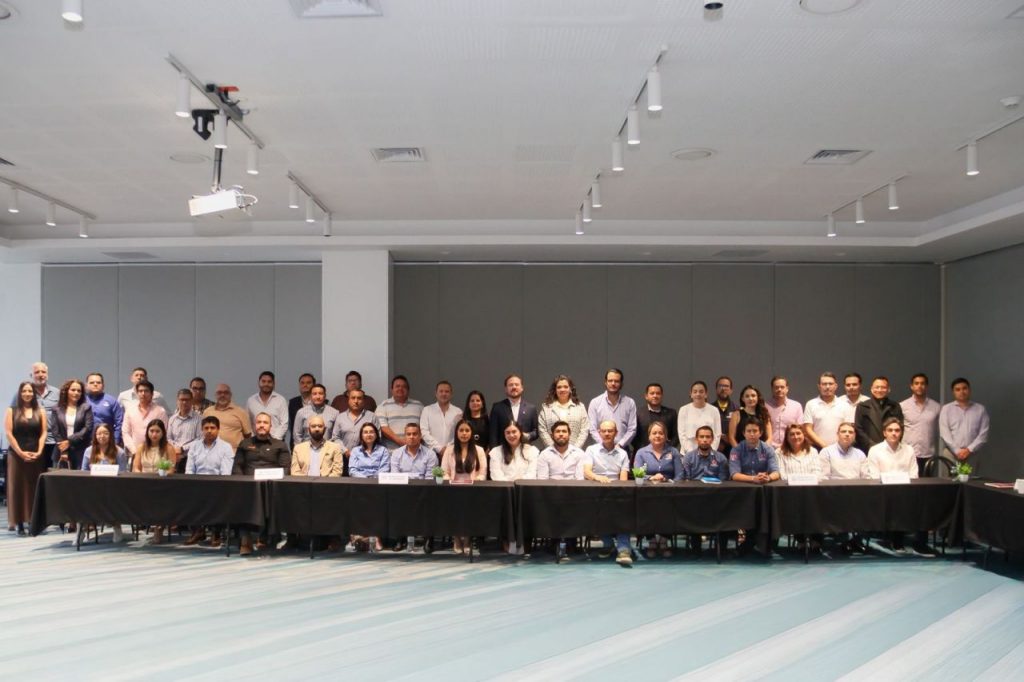 Querétaro y federación impulsan simplificación digital de trámites