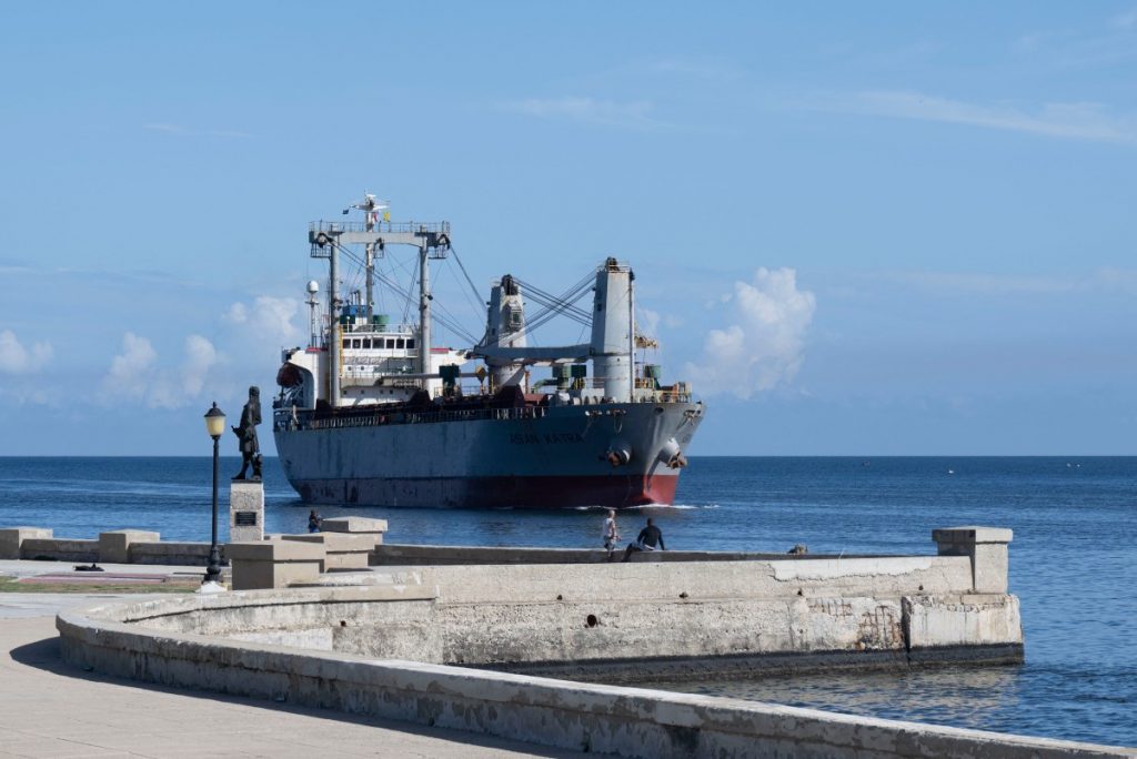 Llega a Cuba sexto cargamento de ayuda humanitaria enviado por México