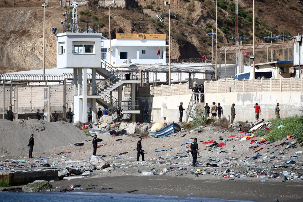 Sube a 72 la cifra de migrantes muertos en intento por llegar a Ceuta