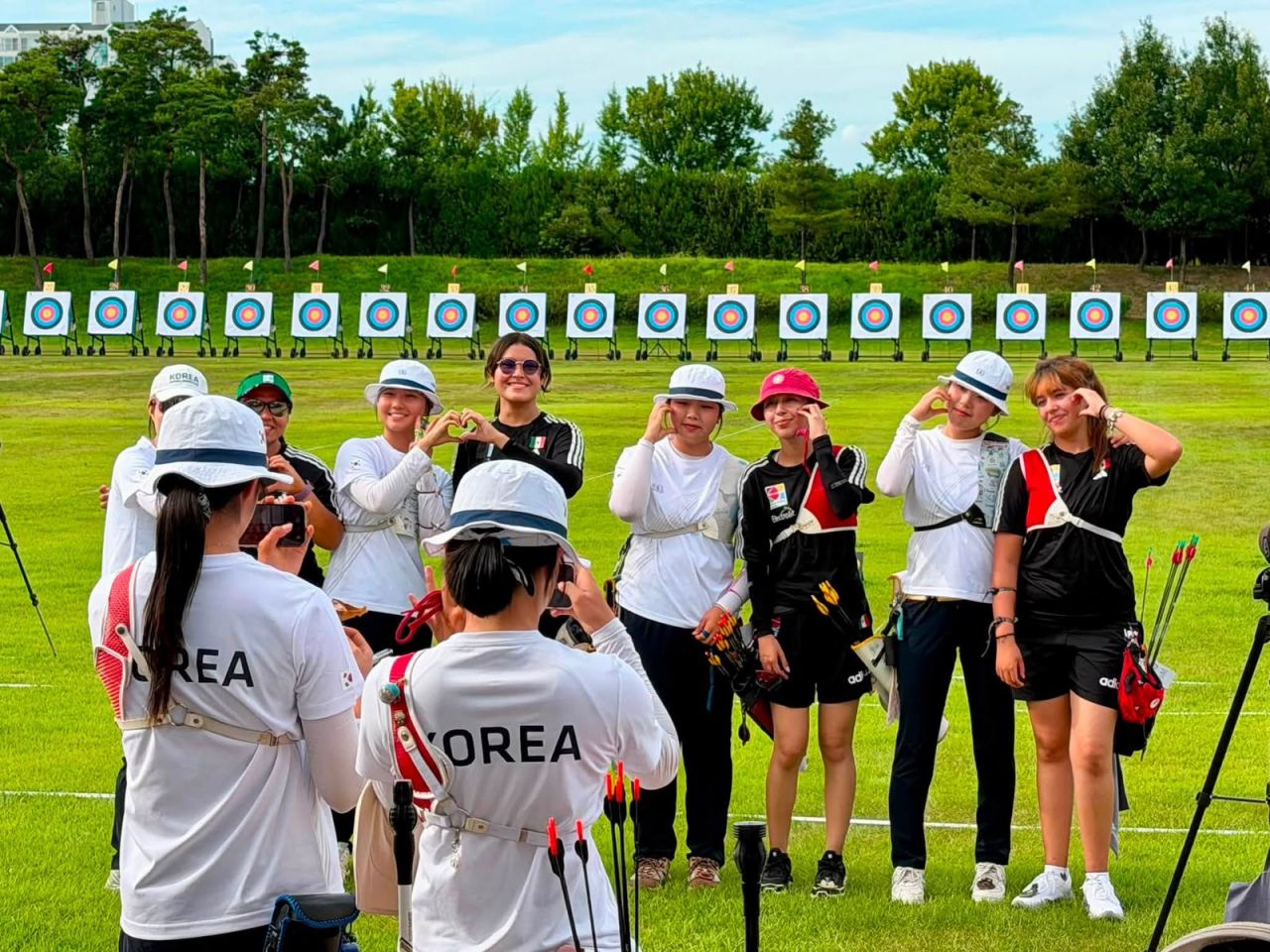 Photo: updateme.news Mexican Archer Maya Casas Competes in World Archery Youth Invitational in South Korea